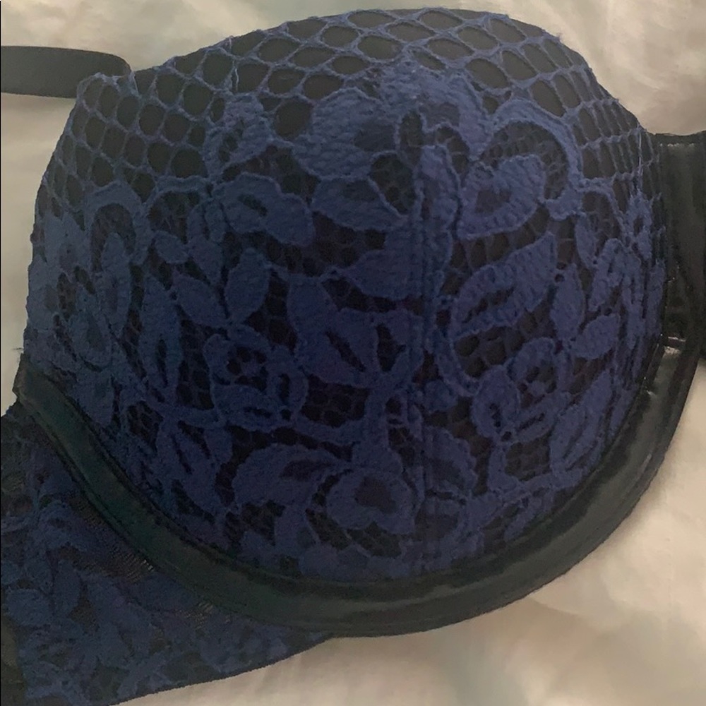 VS Ltd Edition Push Up Bra